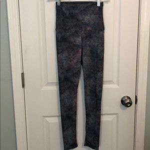 Pure Barre x Emily Hsu collab leggings—S